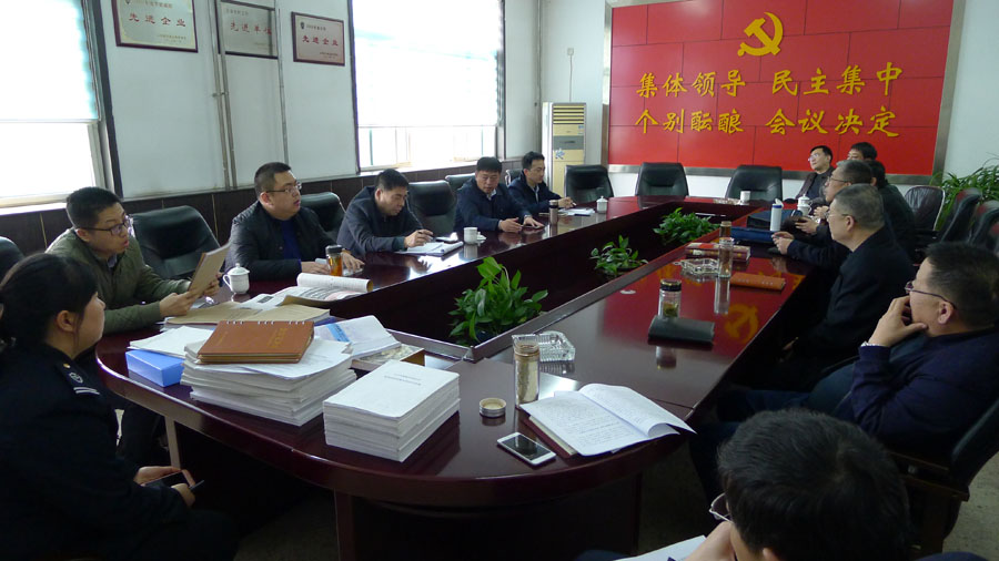 月12日省交通運輸廳城市客運處處長(cháng)解寶平一行考核我市公交優(yōu)先政策落實(shí)情況